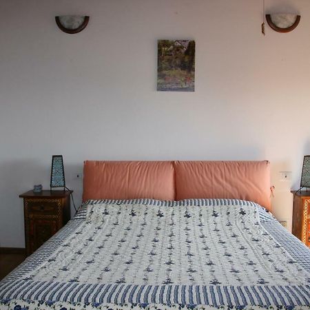 La Casa Dei Mimirs Bed & Breakfast Garbagna Exterior photo